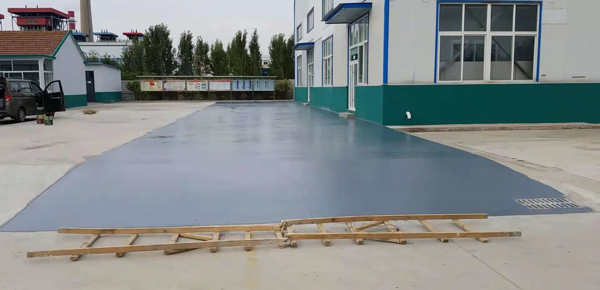 株洲车间厂房地坪漆修补翻新